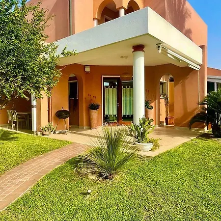 Villapulia Brindisi Buitenkant foto